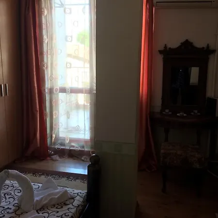 Hotel National